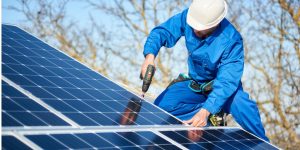 Installation Maintenance Panneaux Solaires Photovoltaïques à Reyvroz